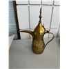 Image 1 : Arabic brass coffee pot
