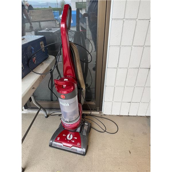 Hoover vacuum
