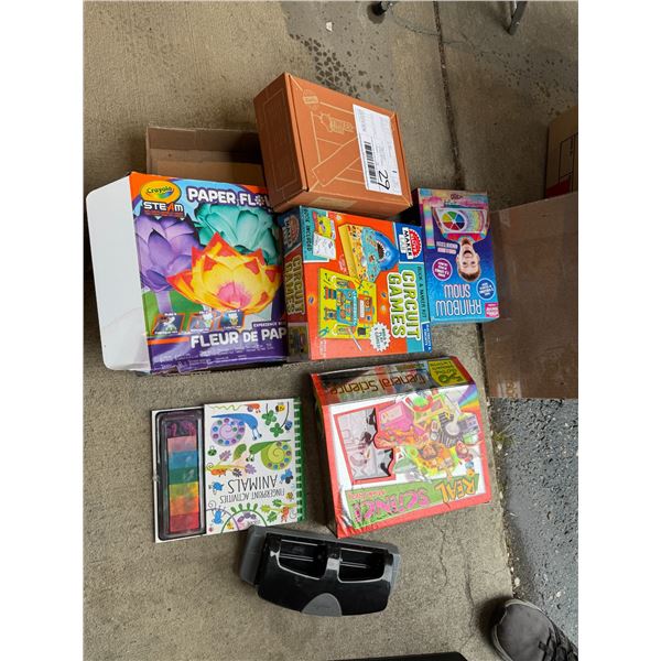 Assorted games and crafts