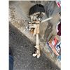 Image 2 : Boat motor car needs cleaning