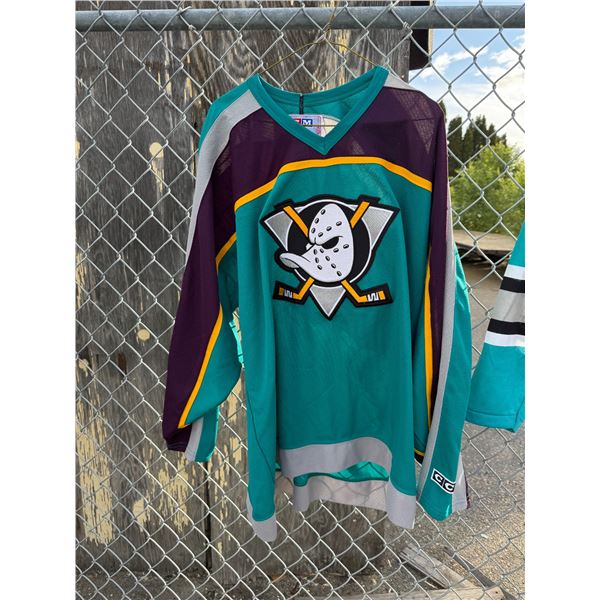 Mighty ducks jersey