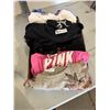 Image 1 : Tops size large