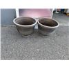 Image 1 : Plant pots