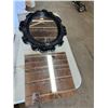 Image 1 : Mirrors