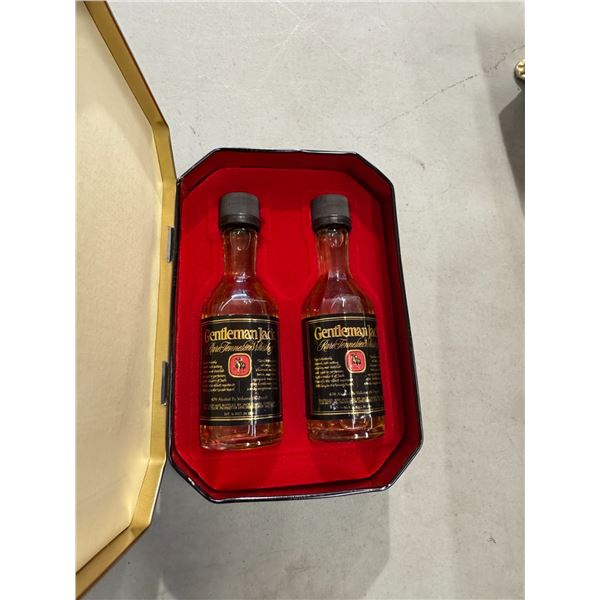 Gentlemen, Jack whiskey