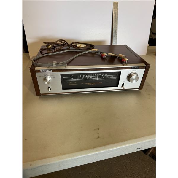 Vintage Sony FMAM tuner ST5600