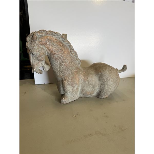 Vintage Tang horse sculpture made in Canada