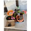Image 1 : Gardening related