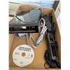 Image 1 : Wii, game and controllers