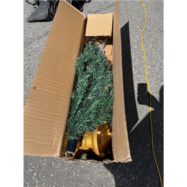 Microfiber porch tree