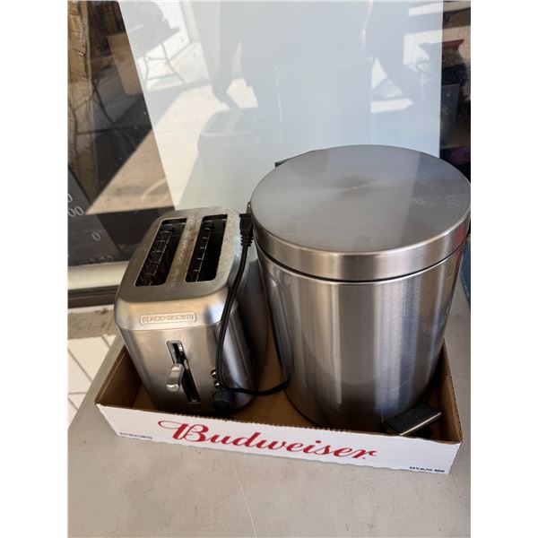 Toaster and step garbage can