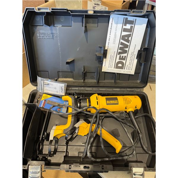 DeWalt heavy duty cut out tool