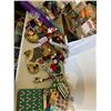 Image 1 : Christmas decor