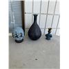 Image 1 : Vases and decor