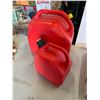 Image 1 : Two gas cans