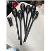 Image 1 : Tiki torches no innards