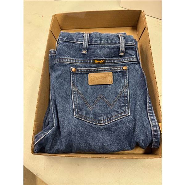Wrangler jeans size 36,34
