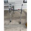 Image 1 : Folding walker