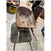 Image 1 : Wheelbarrow