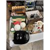 Image 1 : Kitchen items