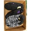 Image 1 : What are shoes and slippers size 9/10