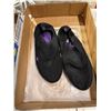 Image 1 : Water shoes, size 910
