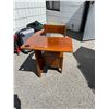 Image 1 : Antique desk