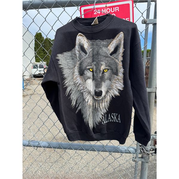 Sweatshirt, size medium