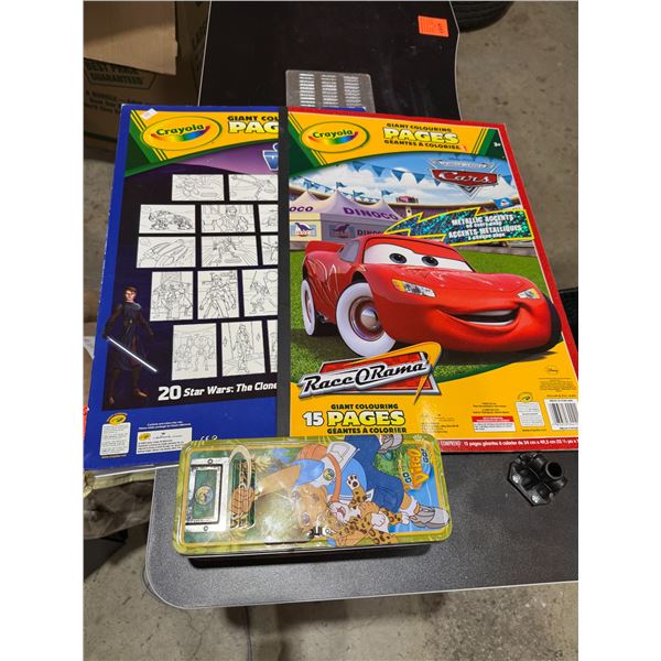 Coloring pads and tin box