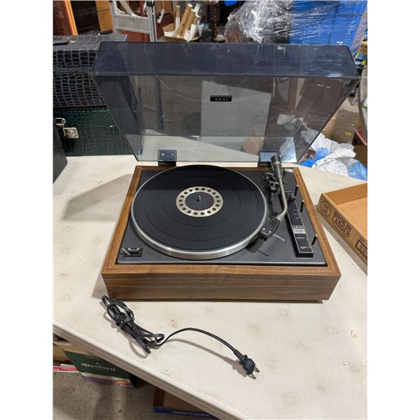 Working Akai ap-004 Record Player turntable