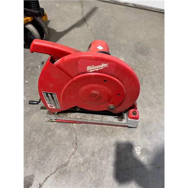 Makita 14 inch abrasive cutoff machine