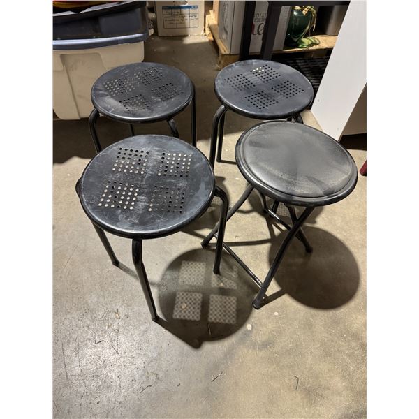 Plant stands or stools