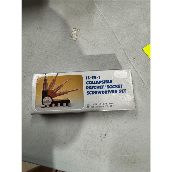 13-1 collapsible, ratchet socket screwdriver set