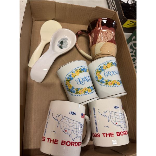 Mugs and spoon rests