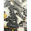 Image 8 : Lot of Misc. Fuss Holders