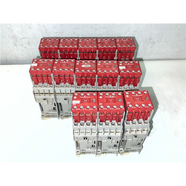 Lot of (13) Allen-Bradley #700S-CF620DJC / #700-CF310D* / #100S-F
