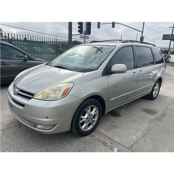 2005 Toyota Sienna