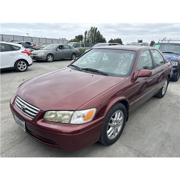 2000 Toyota Camry