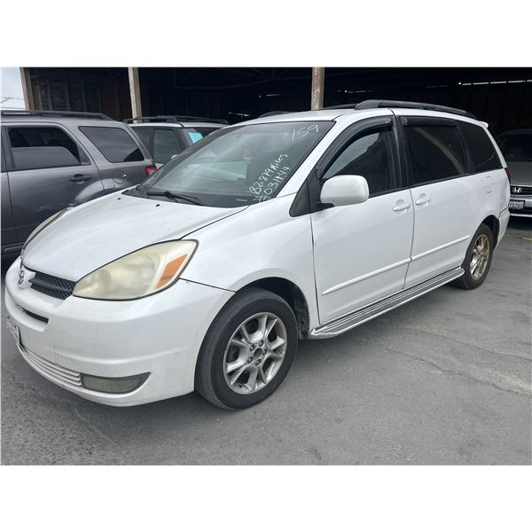 2005 Toyota Sienna