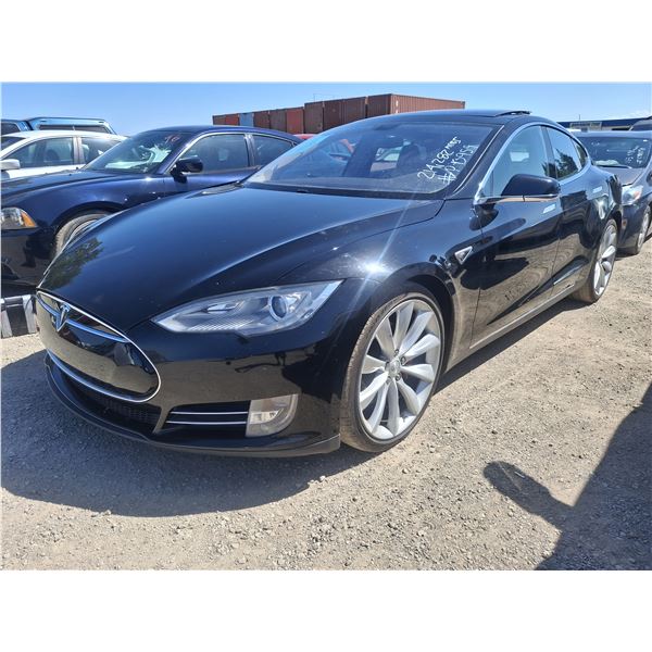 2014 Tesla Model S