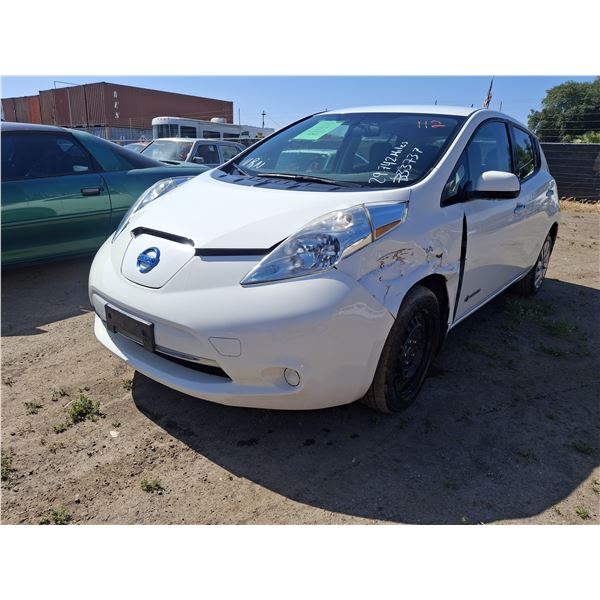 2015 Nissan LEAF