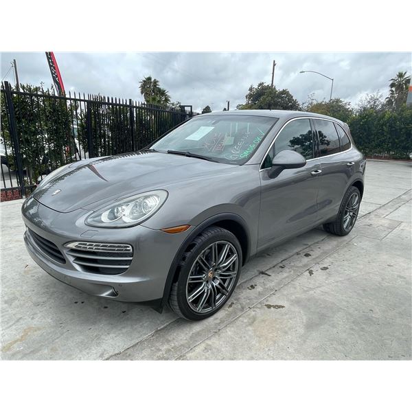 PORS CAYENNE 2013 T-SMOG -2 DAYS