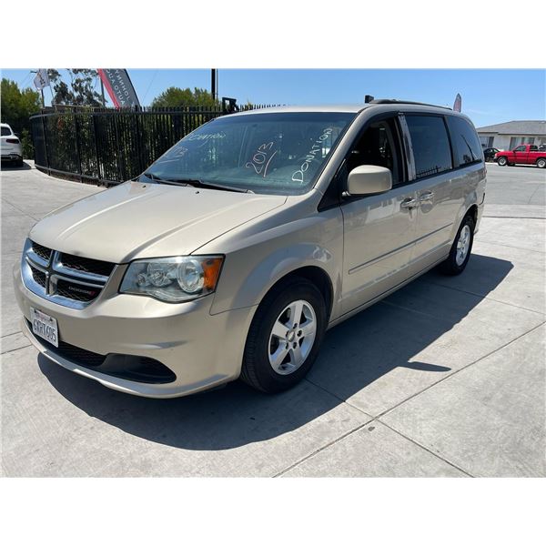 DODG GD CARAVAN  2013 APP  DUP/T-DON