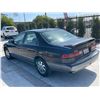 Image 4 : TOYT CAMRY 1998 T-DONATION