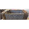 Image 2 : DISPLAY STONE FOREST WAVEFRONT FARM HOUSE SINK