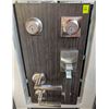 Image 1 : WEISER FRONT DOOR ENTRY DISPLAY BOARD AMADOR
