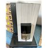 Image 2 : DISPLAY BALDWIN TOUCHSCREEN SMART LOCK W/ KEY