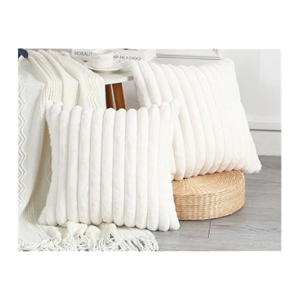 NEW 2-PACK DEELAND FAUX FUR PILLOW COVERS 12 X 20"