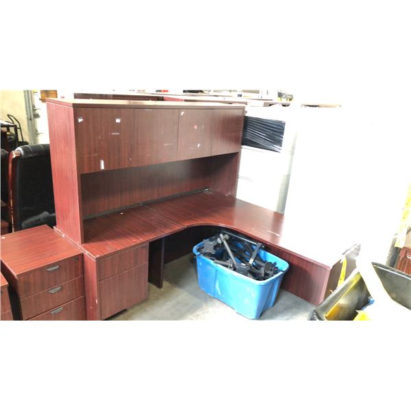 CHERRY CORNER OFFICE DESK W/ HUTCH D66" X W66" X H66"