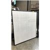 Image 1 : 4 BEIGE/BLACK OFFICE PARTITIONS 66" X 66"